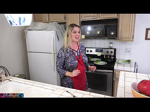 ❤️ A madrasta o ordenha na cozinha antes de sua data ️ Porno porno em porno pt-br.bassaniluigi.ru ️❤
