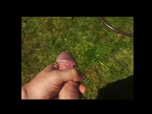 ❤️ A boazona se fode e se ejacula com um esguicho em um jardim de verão ️ Porno porno em porno pt-br.bassaniluigi.ru ️❤